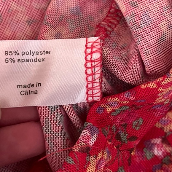 Lane Bryant 14/16 Red Floral Semi-Sheer Cinched Waist Spring Summer V Neck Top - Picture 8 of 9